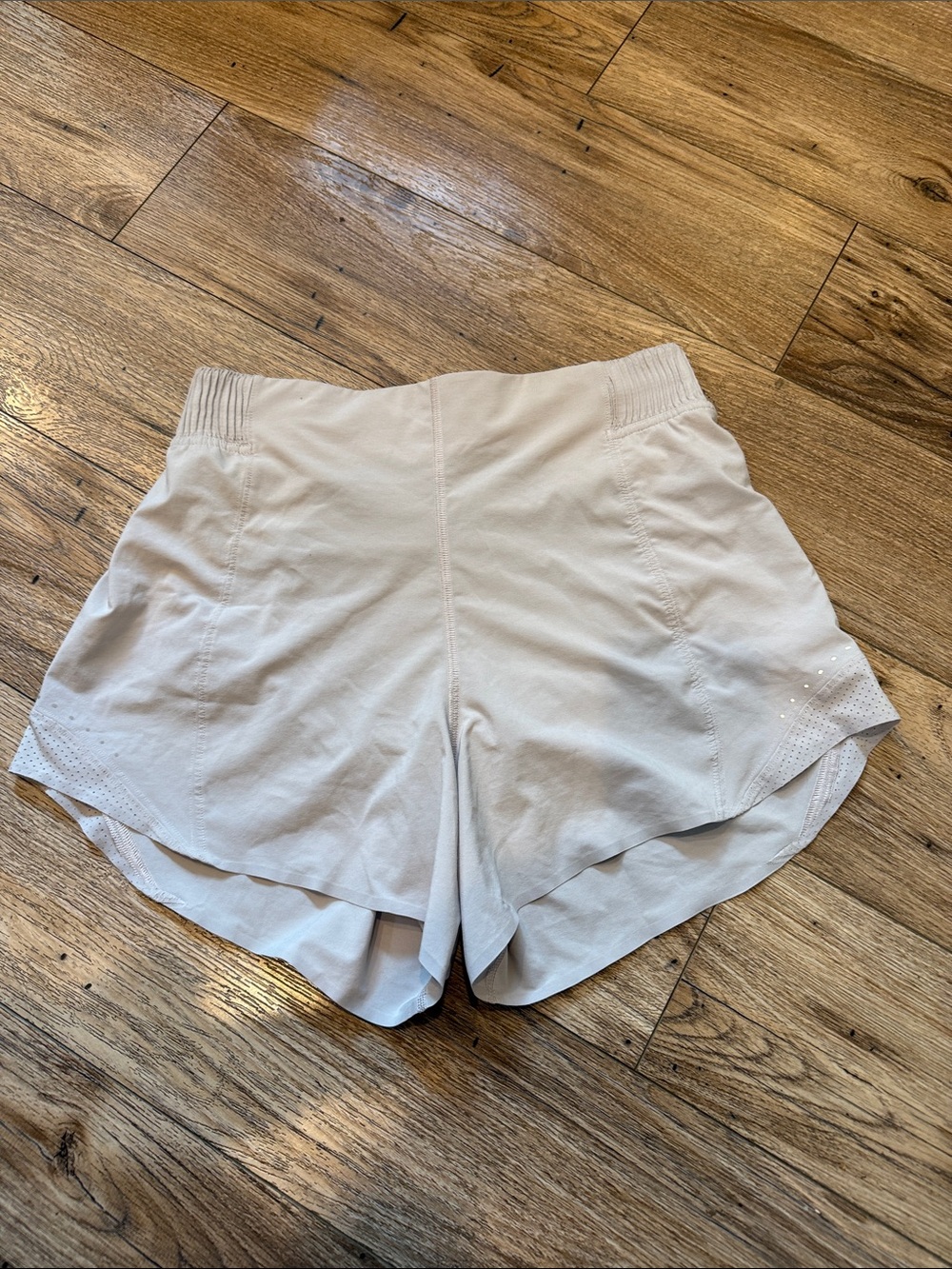 lululemon athletica Light Grey Scalloped Hem Athletic Shorts